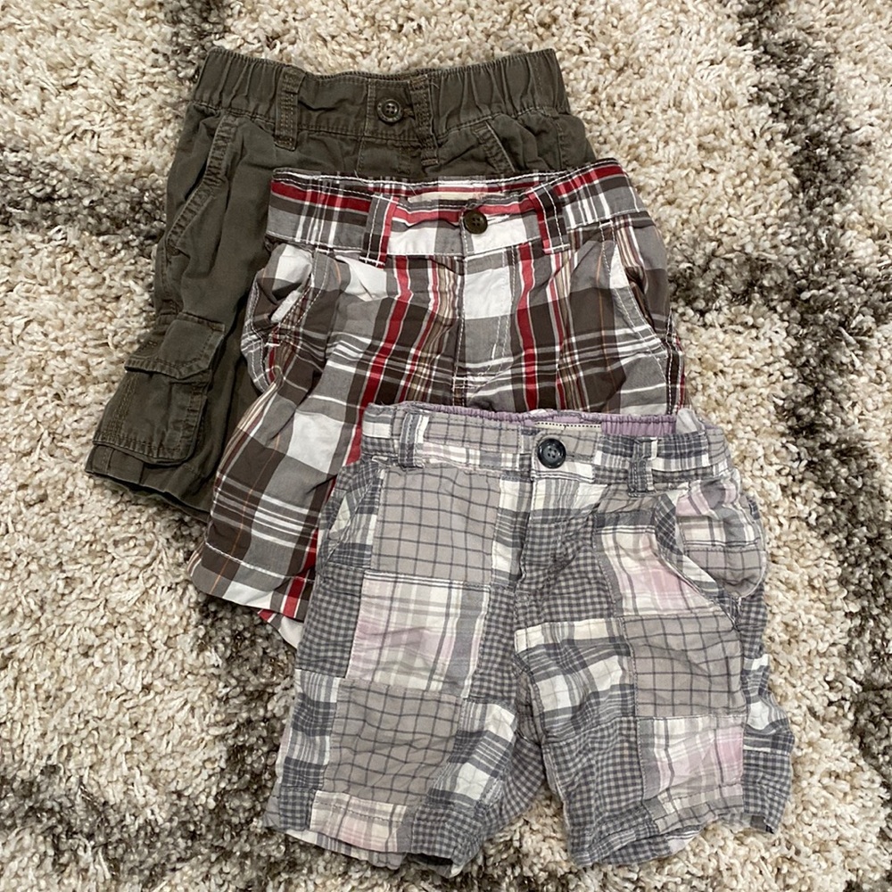 Bundle of Old Navy 2T Shorts